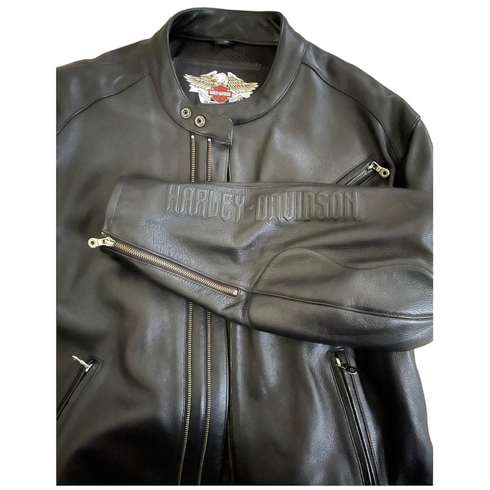 Harley Davidson leather motorcycle jacket